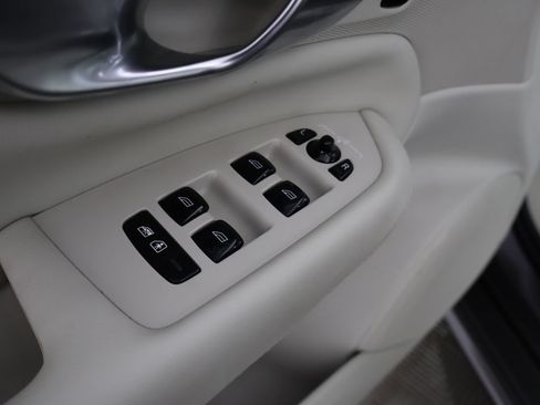 Used 2024 Volvo XC90 T8 Ultimate w/ Protection Package Premier AWD/4WD image 47