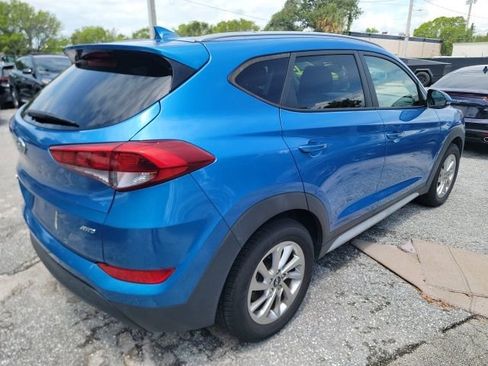 Used 2017 Hyundai Tucson SE Plus AWD/4WD image 3