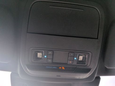 Used 2020 Ford Explorer XLT w/ Equipment Group 202A RWD image 26