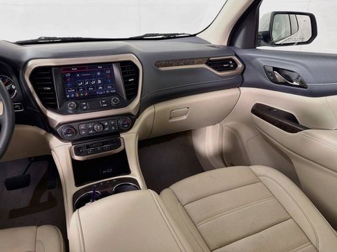Used 2023 GMC Acadia Denali AWD/4WD image 28