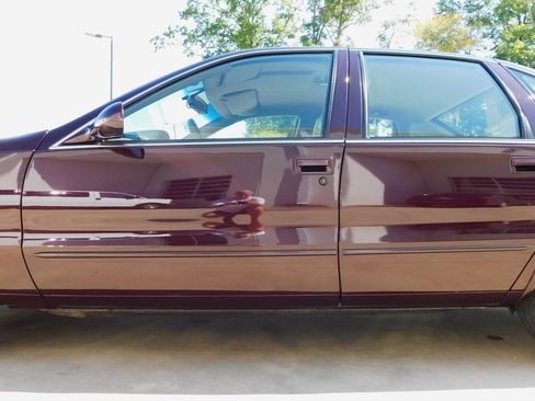 Used 1996 Chevrolet Impala SS RWD image 11