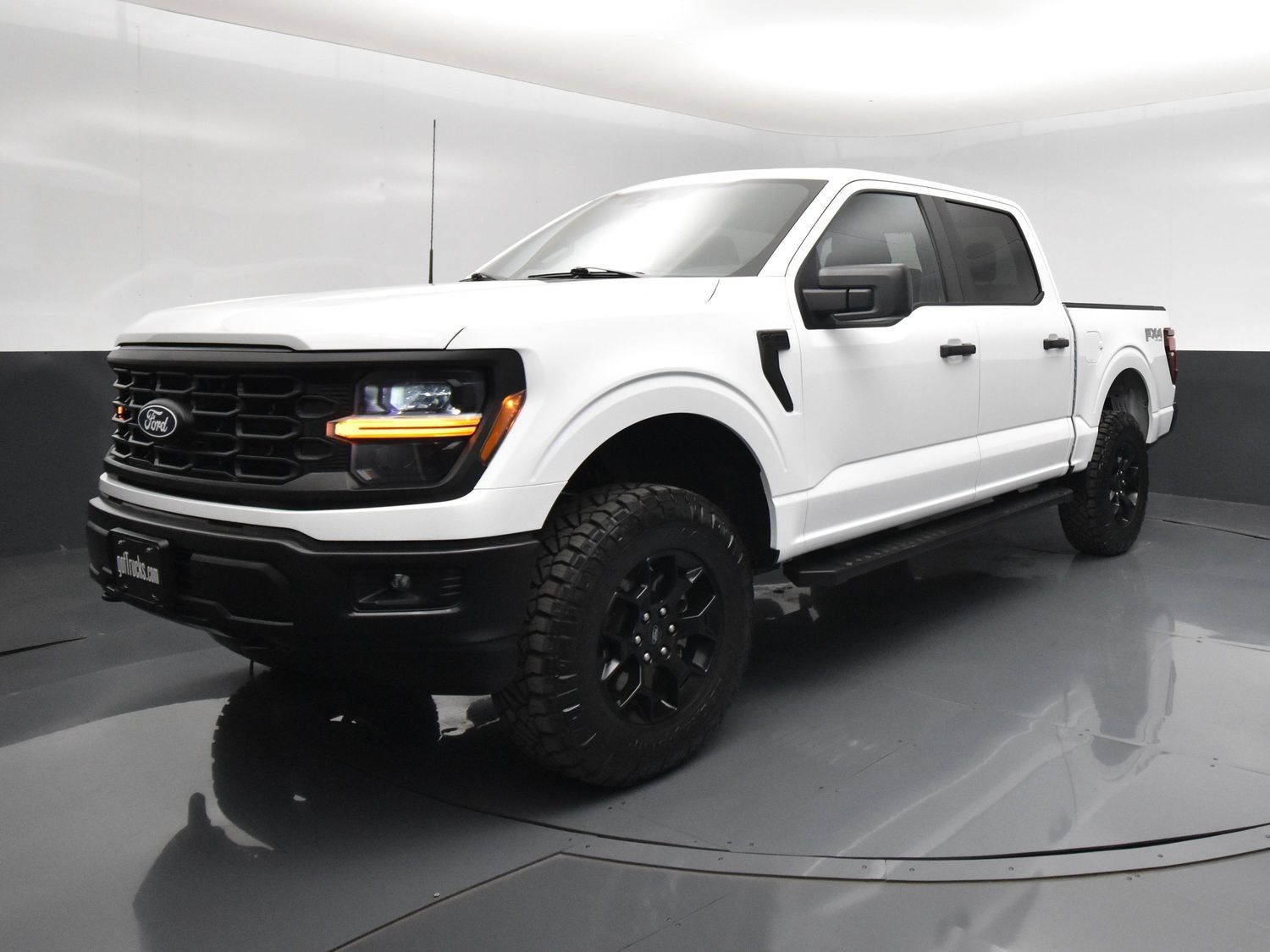 Used 2025 Ford F150 STX w/ Equipment Group 201A FX4 AWD/4WD image 2