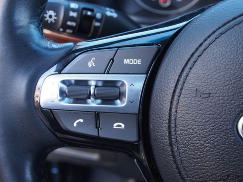 Used 2019 Kia Cadenza Technology image 22