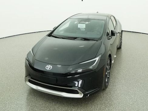 New 2026 Toyota Prius Plug-In Hybrid FWD image 16