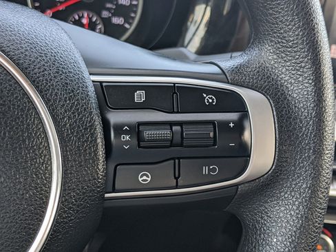 Used 2022 Kia K5 LXS image 18