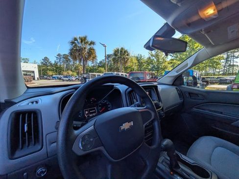 Used 2016 Chevrolet Colorado W/T w/ WT Convenience Package image 10