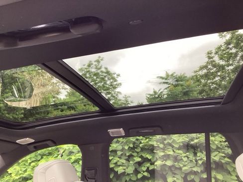 New 2026 Cadillac Vistiq Sport w/ LPO, Premium Carpet Package image 17