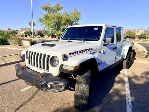Used 2021 Jeep Gladiator Mojave AWD/4WD image 3