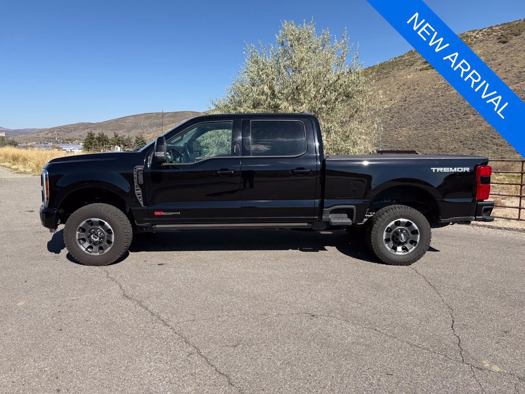 Used 2024 Ford F350 Lariat w/ Lariat Ultimate Package AWD/4WD image 3