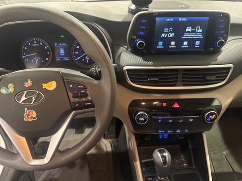 Used 2019 Hyundai Tucson SE FWD image 17