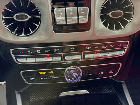 Certified 2022 Mercedes-Benz G 63 AMG 4MATIC image 17