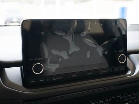 Certified 2024 Honda Accord EX image 21