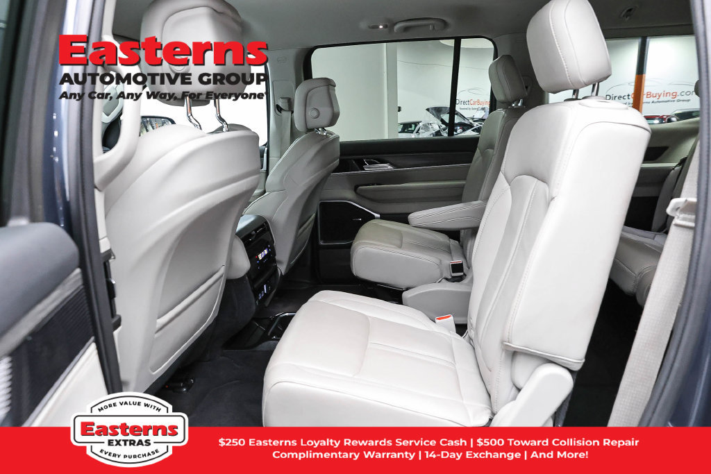 Used 2024 Jeep Wagoneer Series II AWD/4WD image 24