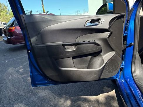 Used 2019 Chevrolet Sonic LT w/ RS Package FWD image 15