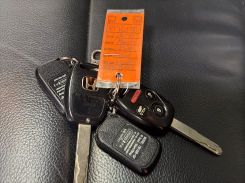 Used 2015 Honda Pilot Touring image 40