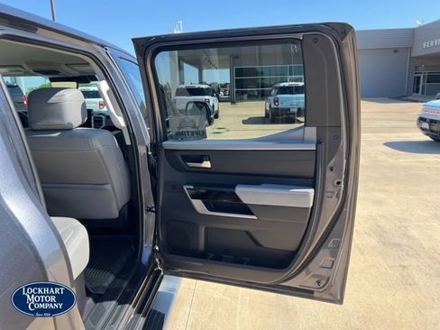 Used 2022 Toyota Tundra Limited w/ Power Package RWD image 24