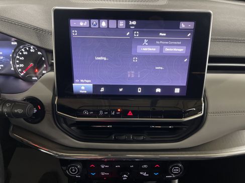 Used 2022 Jeep Compass Limited image 20