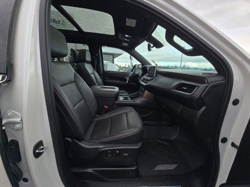 Used 2021 Chevrolet Tahoe High Country image 11