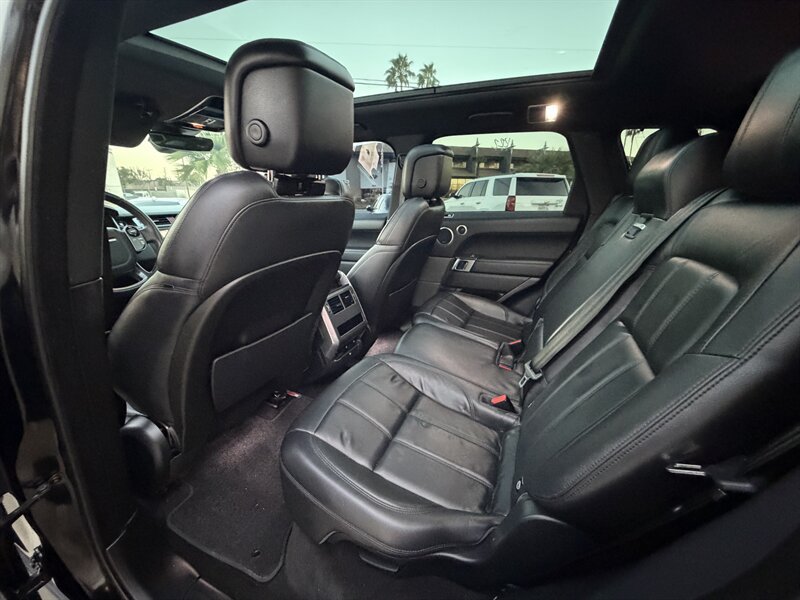 Used 2020 Land Rover Range Rover Sport SE AWD/4WD image 11