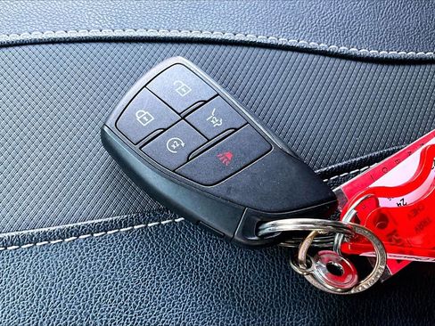 Used 2024 Chevrolet Traverse RS w/ LPO, Floor Liner Package FWD image 36
