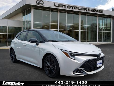 Used 2025 Toyota Corolla XSE FWD image 1