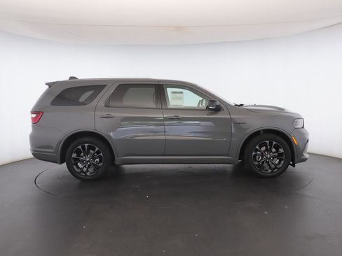 Used 2022 Dodge Durango R/T w/ Blacktop Package image 31