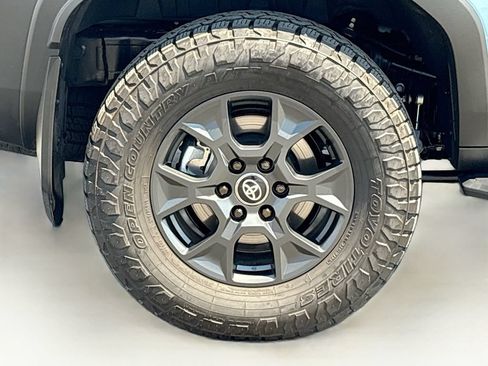 Used 2026 Toyota Land Cruiser w/ Premium Package AWD/4WD image 33