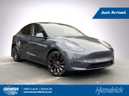Used 2023 Tesla Model Y Performance image 1