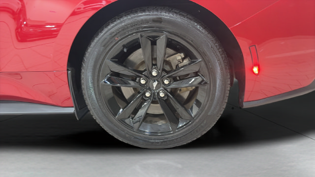 Used 2024 Ford Mustang GT RWD image 26