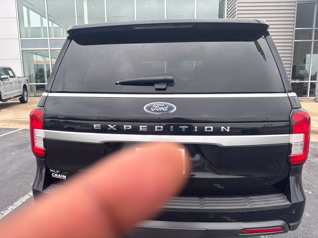 Used 2022 Ford Expedition XLT RWD image 8