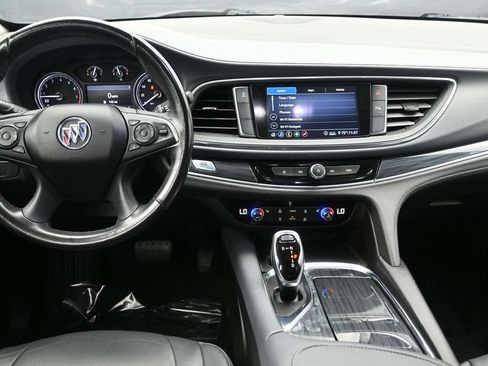 Used 2020 Buick Enclave Essence FWD image 14