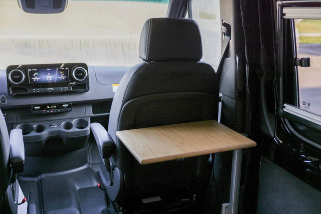 Used 2024 Mercedes-Benz Sprinter 2500 image 66