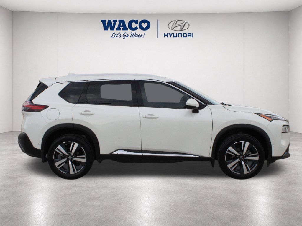 Used 2023 Nissan Rogue SL w/ SL Premium Package FWD image 12