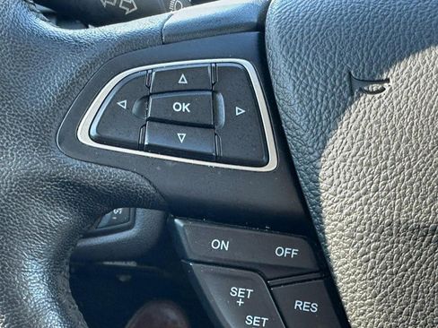 Used 2019 Ford Escape Titanium image 19