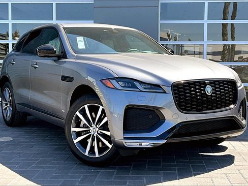 New 2026 Jaguar F-PACE R-Dynamic S image 2