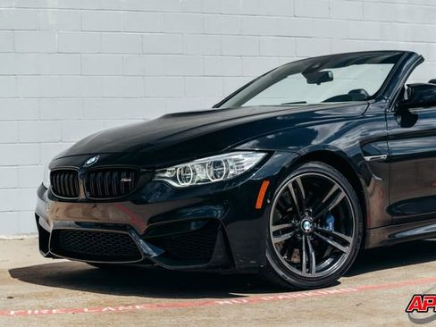 Used 2015 BMW M4 Convertible image 37