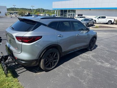 Used 2025 Chevrolet Blazer RS w/ LPO, Floor Liner Package AWD/4WD image 9