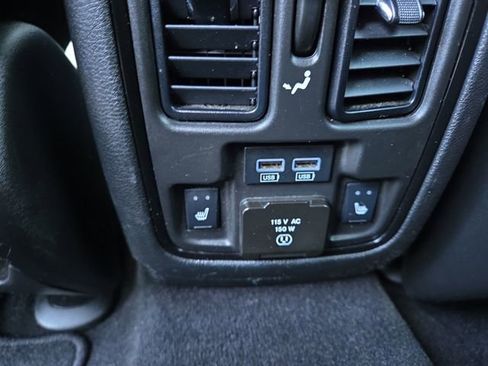 Used 2024 Dodge Durango GT image 14