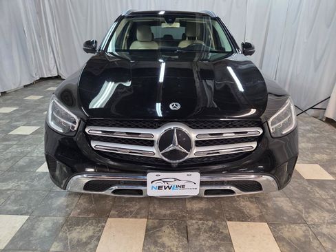 Used 2020 Mercedes-Benz GLC 300 4MATIC w/ Parking Assistance Package image 3