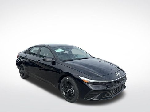 New 2026 Hyundai Elantra Sport FWD image 3