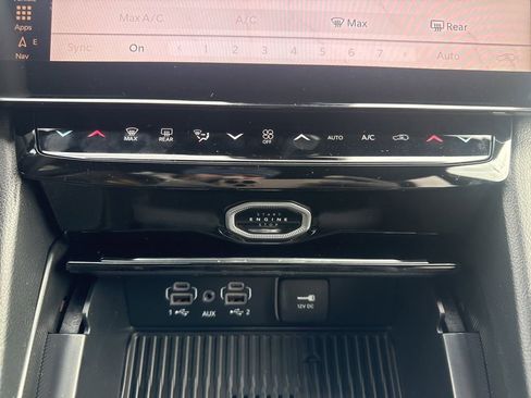 New 2026 Jeep Grand Cherokee Limited image 22