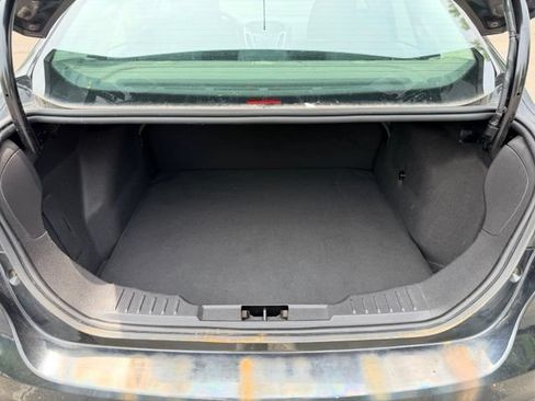 Used 2013 Ford Focus SE FWD image 22