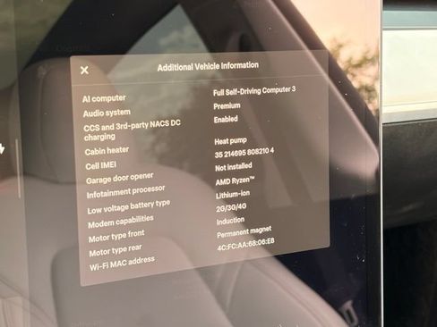 Used 2022 Tesla Model Y Performance AWD/4WD image 13