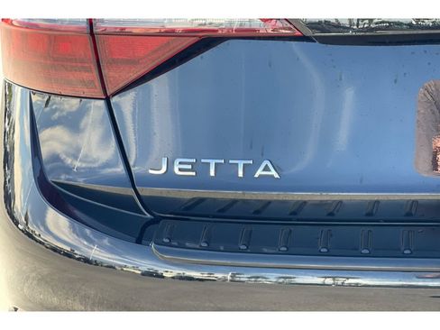 Used 2023 Volkswagen Jetta Sport FWD image 45