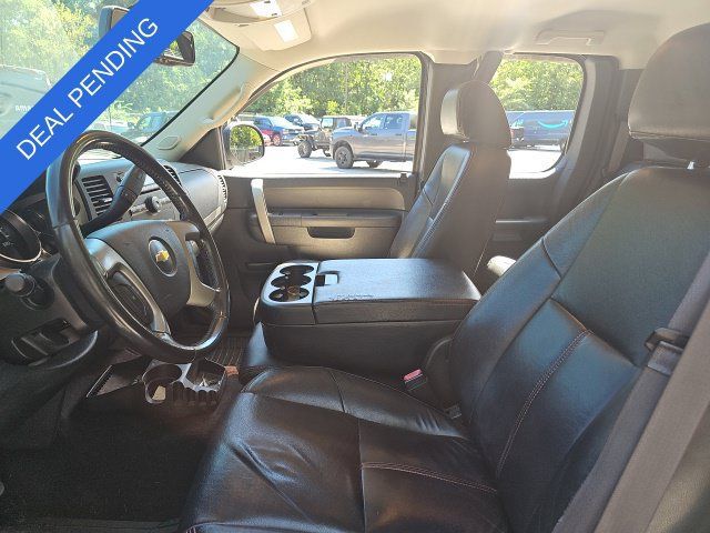 Used 2013 Chevrolet Silverado 1500 LT w/ All-Star Edition AWD/4WD image 10