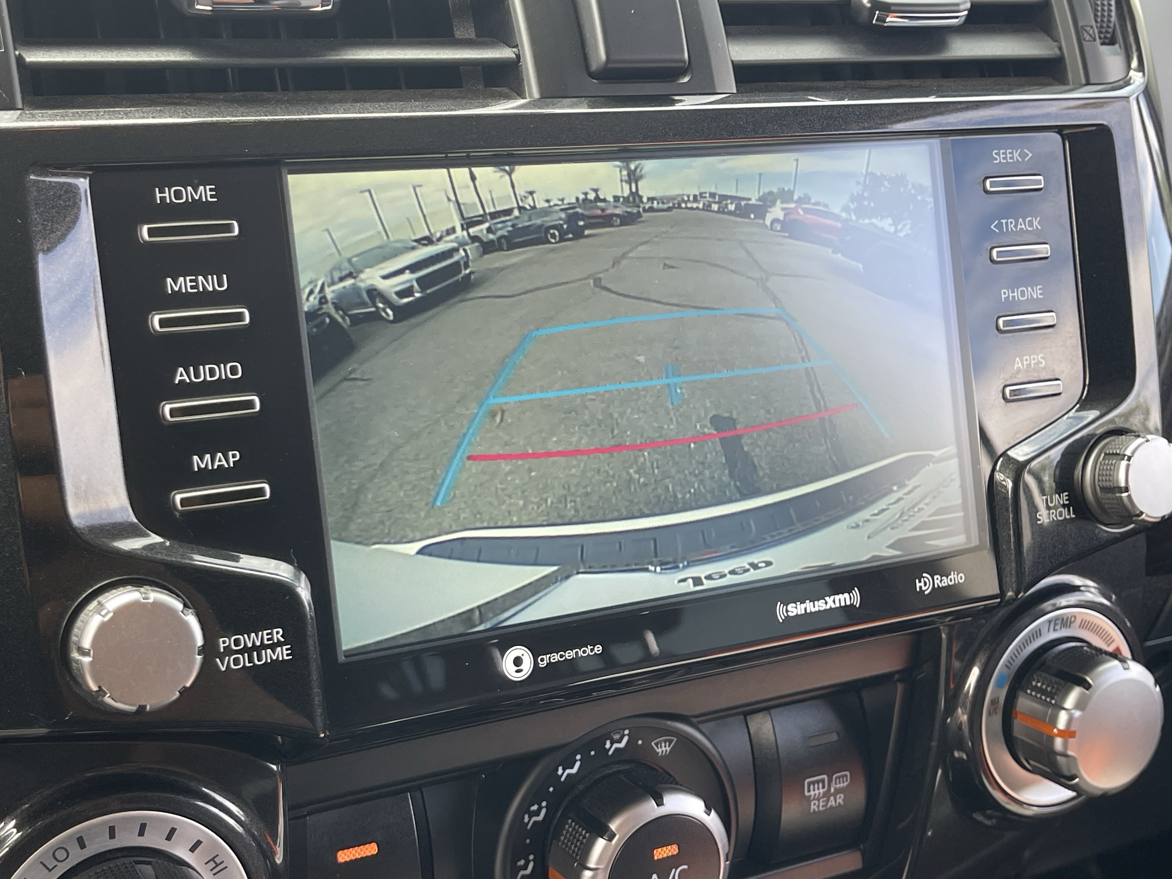 Used 2020 Toyota 4Runner TRD Off-Road Premium AWD/4WD image 29