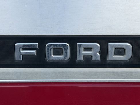 Used 1994 Ford F150 XL image 7