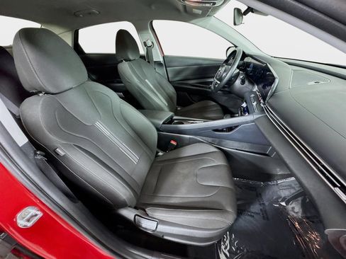 Certified 2023 Hyundai Elantra SEL w/ Convenience Package image 27