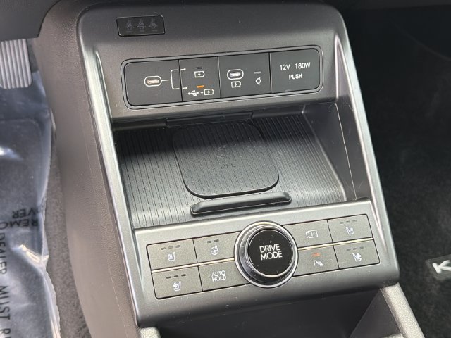 Certified 2026 Hyundai Kona Limited FWD image 34
