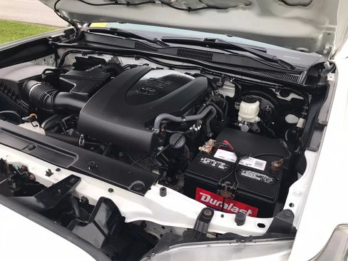 Used 2020 Toyota Tacoma SR w/ SX Package AWD/4WD image 52